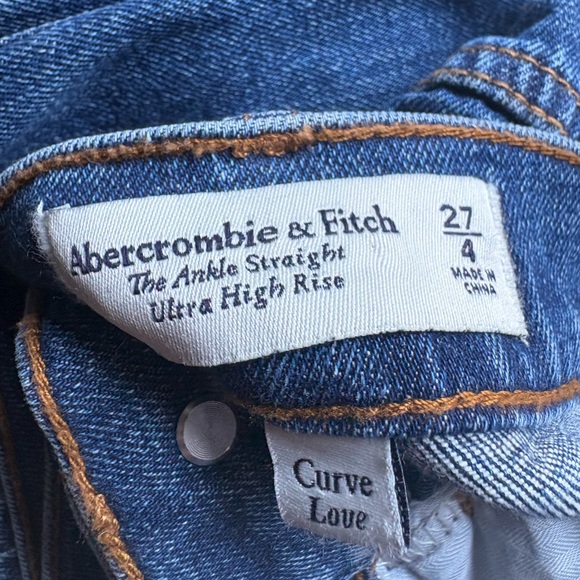 ABERCROMBIE & FITCH WOMENS JEANS SIZE 27/4 CURVE LOVE The Ankle Straight - Picture 3 of 8